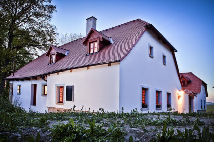 Teplovzdušný solárny panel SolarVenti SV7 A SlimLine