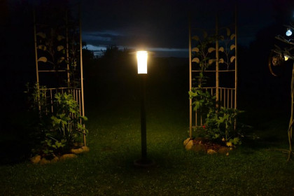 Solární lampa SOLIS