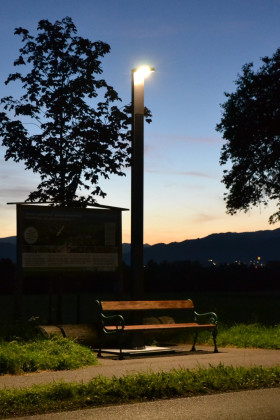 Solárna lampa VIALUX