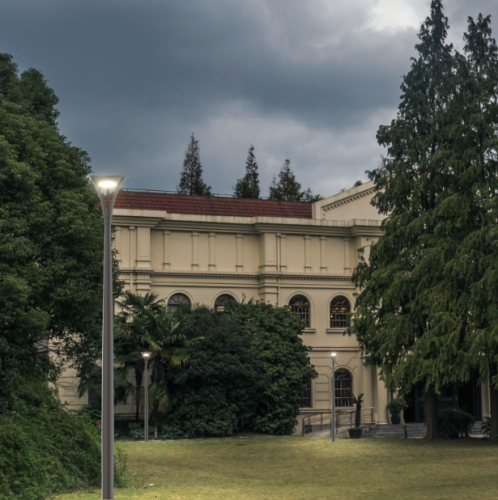 Solárna pouličná LED lampa SLL-31 - 3000 lm, senzor pohybu a súmraku